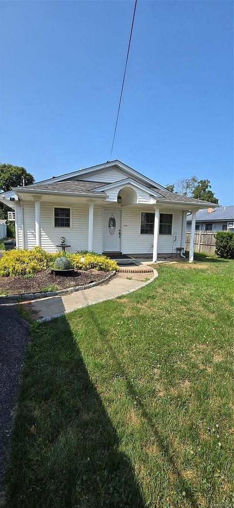 13 Manor Drive