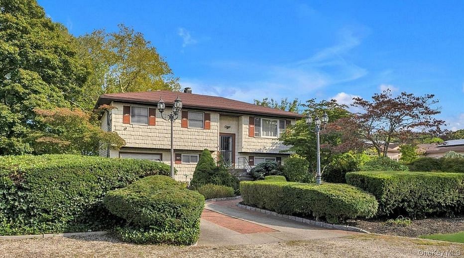 13 New Hampshire Avenue