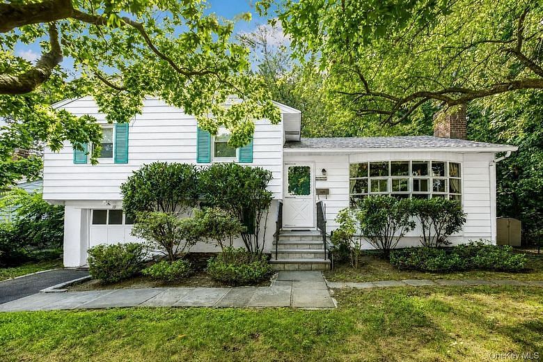 13 Vista Place