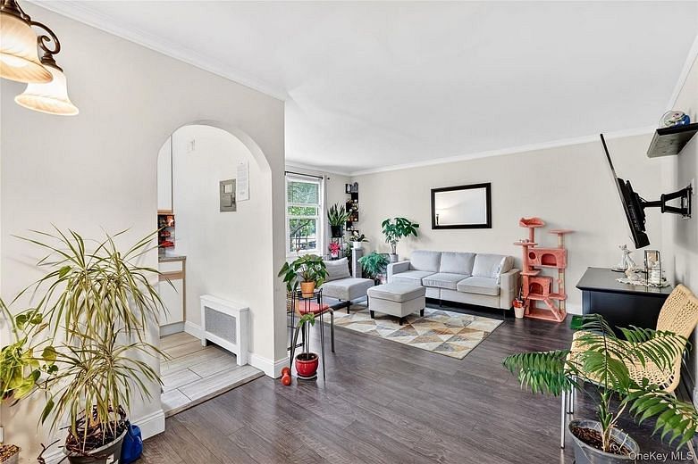 13 Winchester Avenue #2a