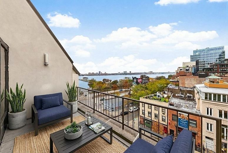 130 Barrow Street #PH20