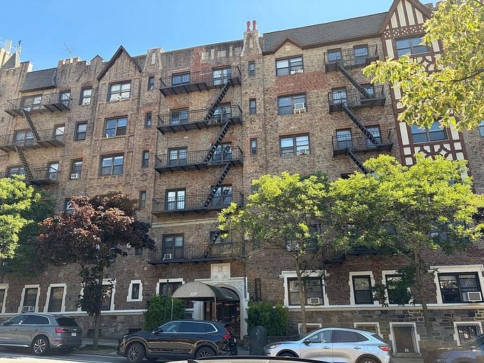 130 Bay Ridge Parkway #6F