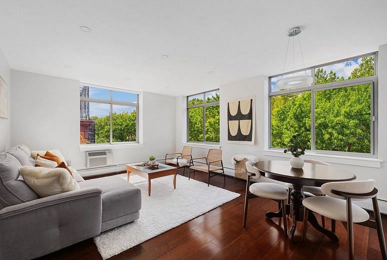 130 Bradhurst Avenue #APT611