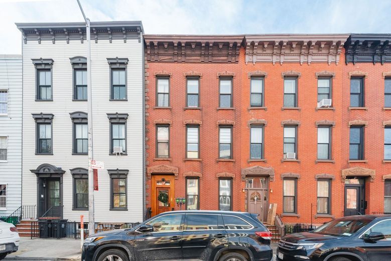 130 Calyer Street #MULTIFAMILY