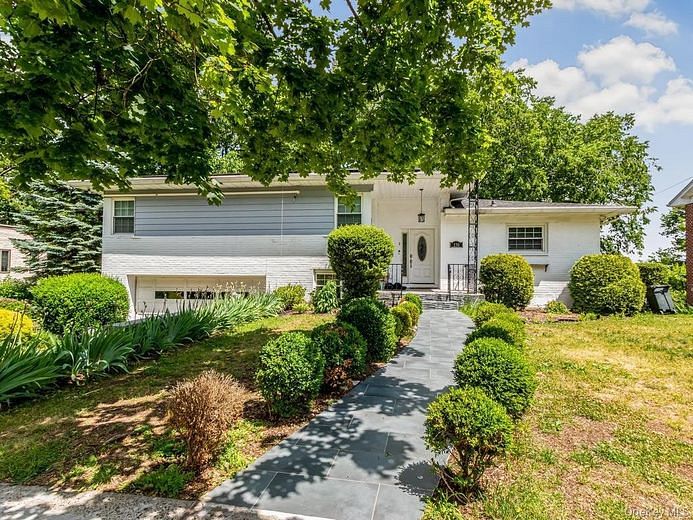 130 La Salle Drive