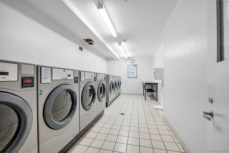 130 Post Avenue #202