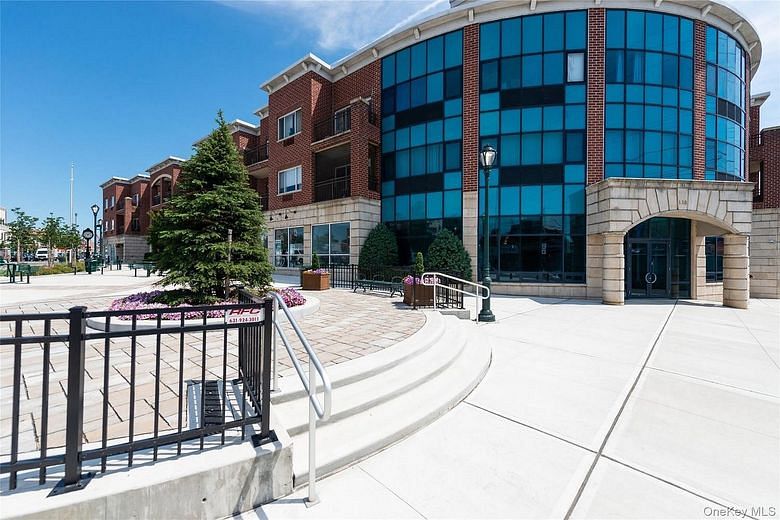 130 Post Avenue #303