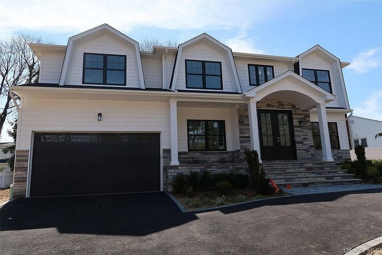 130 Syosset Woodbury Road