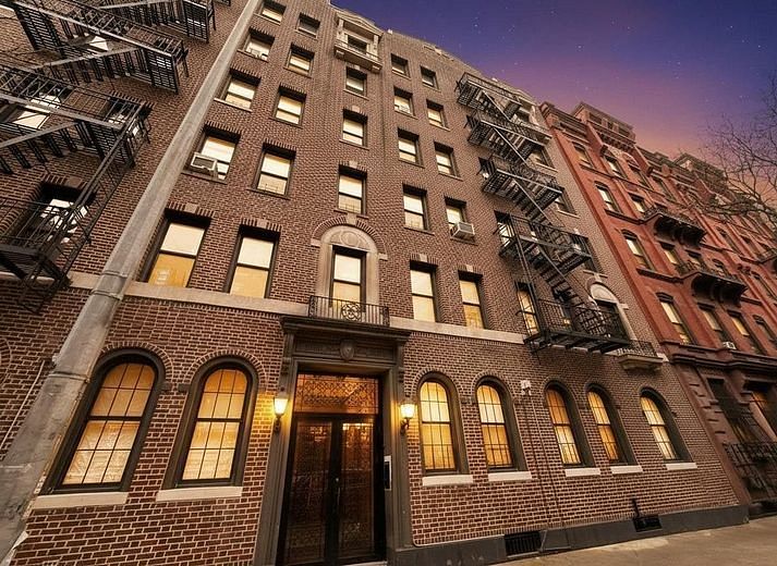 130 West 16th Street #52