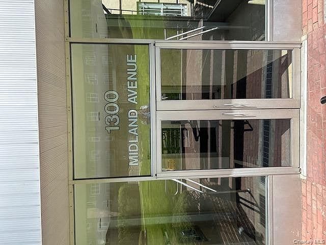 1300 Midland Avenue #C76