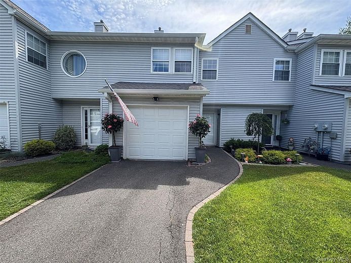 1307 Sara Circle