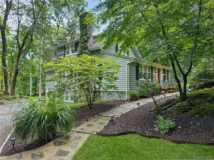 131 Douglas Road