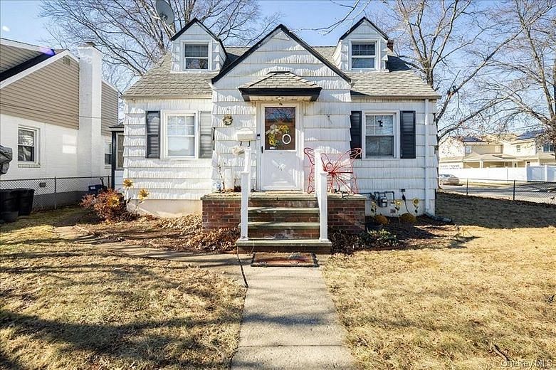 131 Goldenrod Avenue