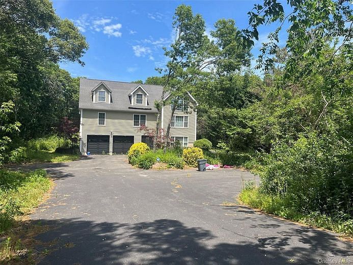 131 Long Island Avenue