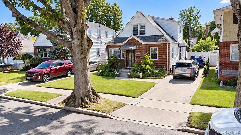 1312 Park Avenue