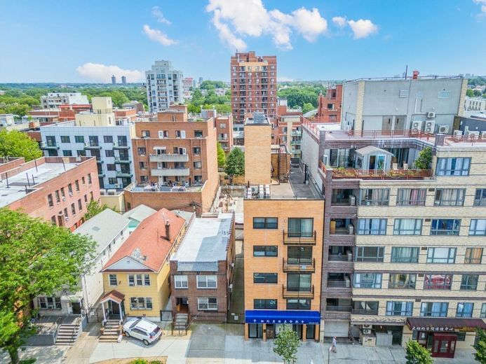 132-16 Maple Avenue #A