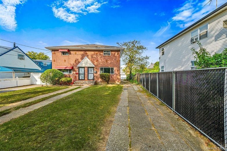 132-18 Farmers Boulevard