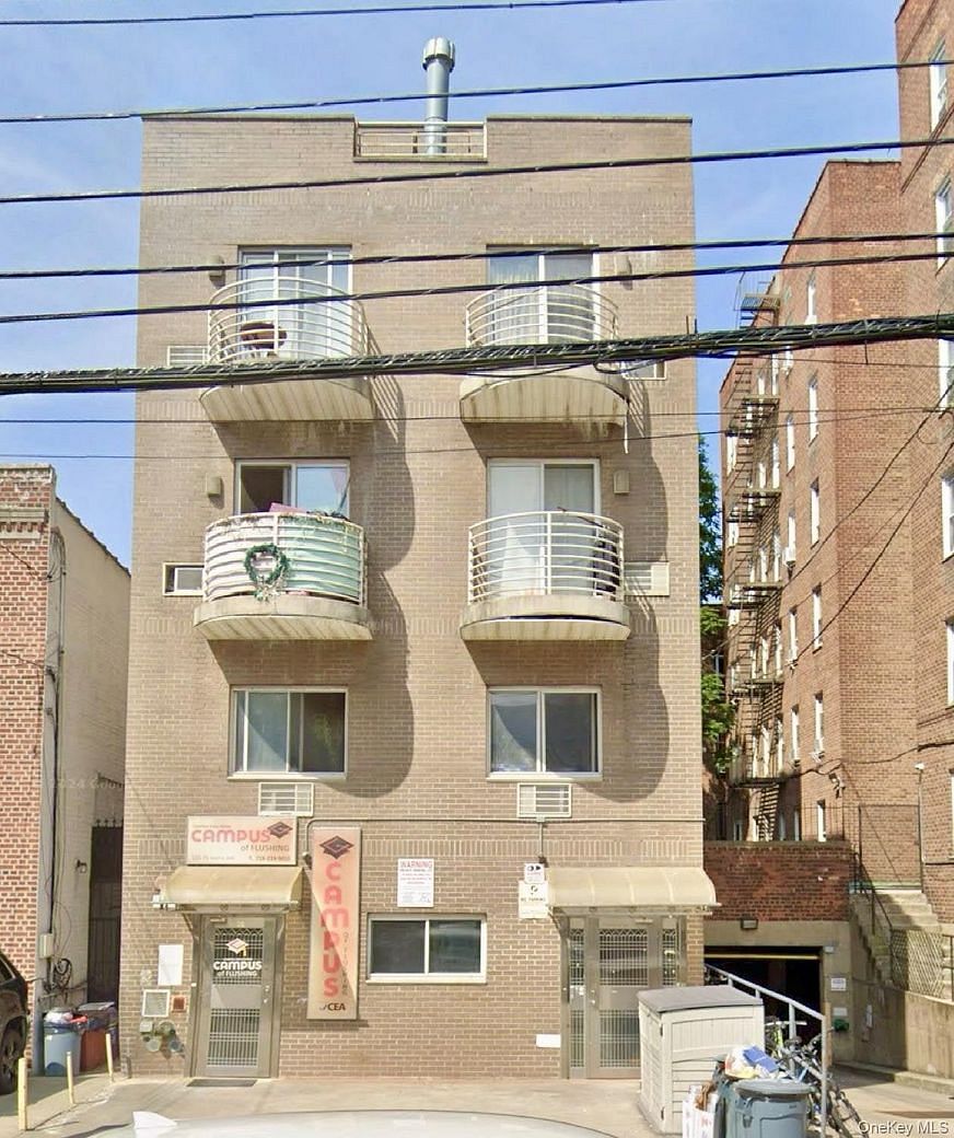 132-73 Maple Avenue #4A