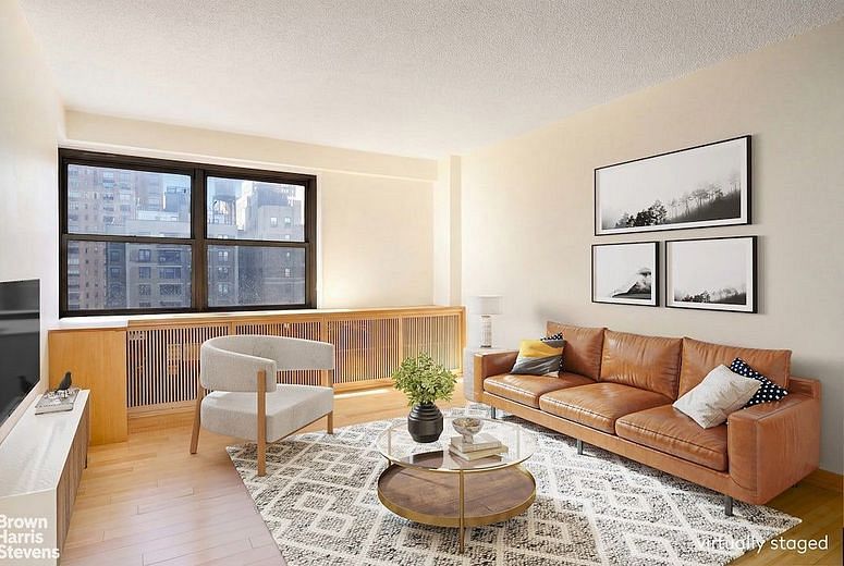 132 East 35th Street #16L