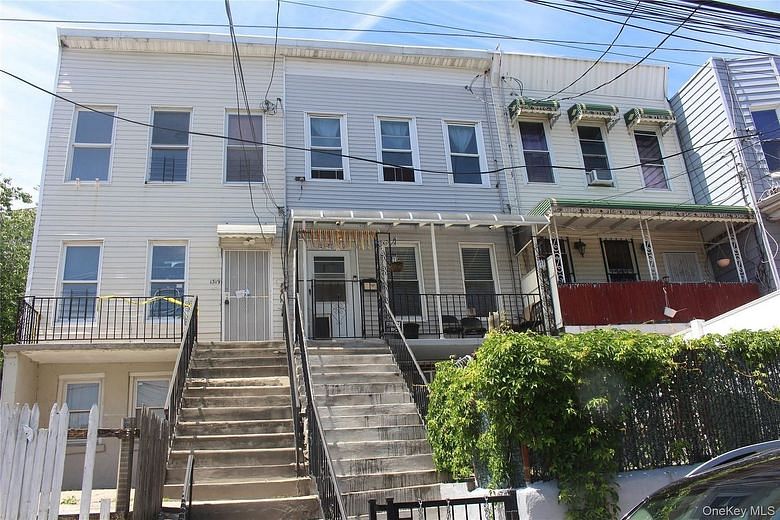 1321 Bristow Street