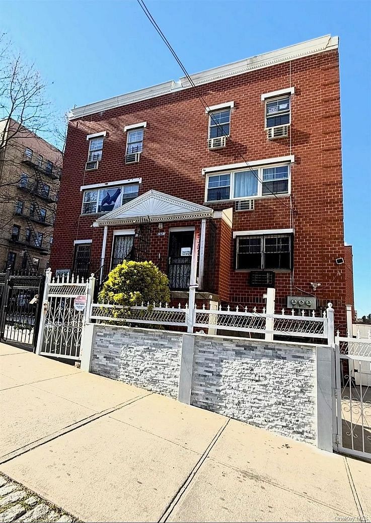 1321 Lafayette Avenue #4