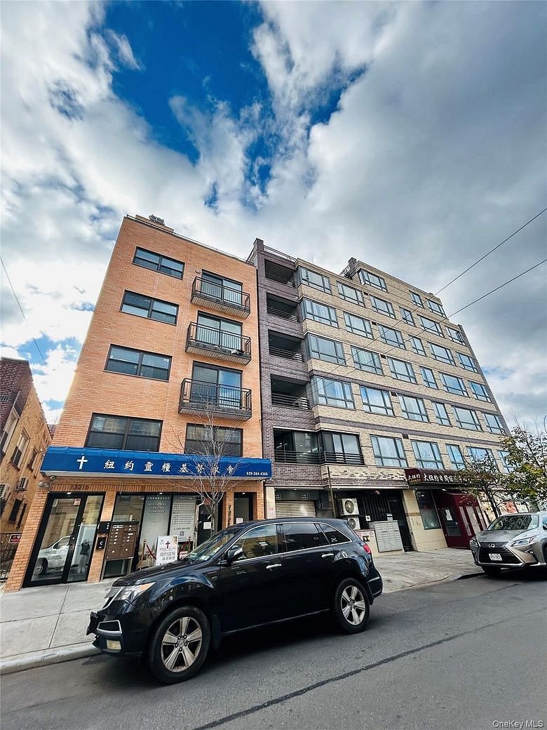 13216 Maple Avenue #3A