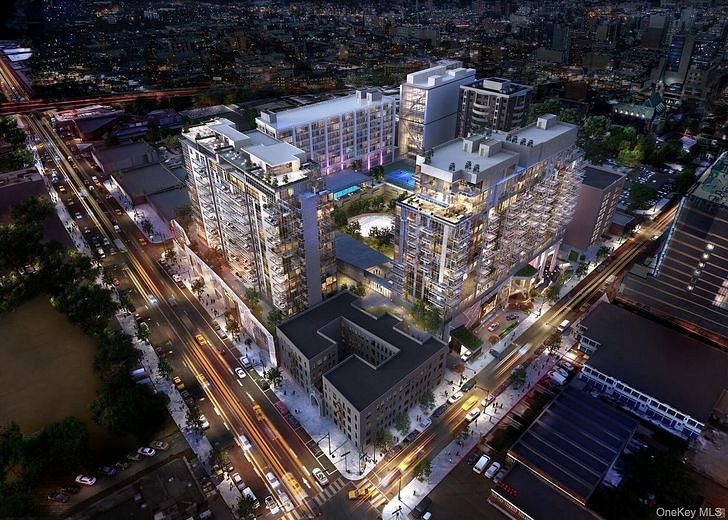 133-27 39th Avenue #5T