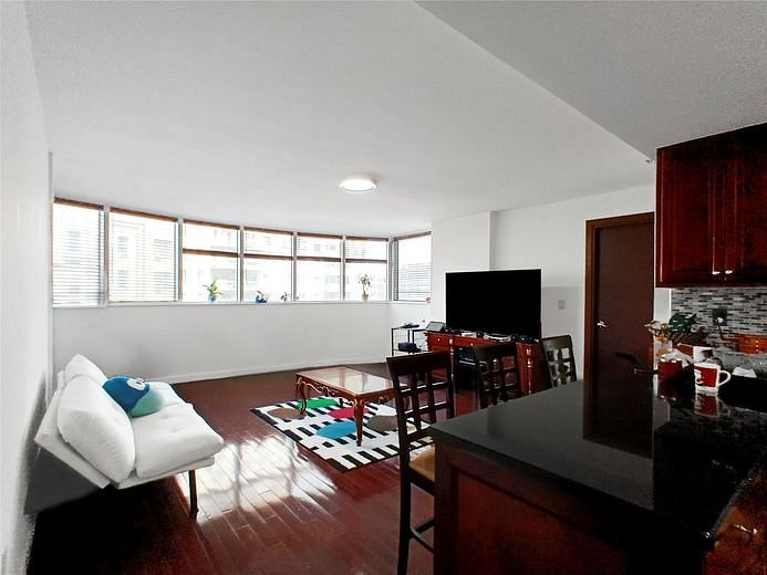 133-38 Sanford Avenue #6A