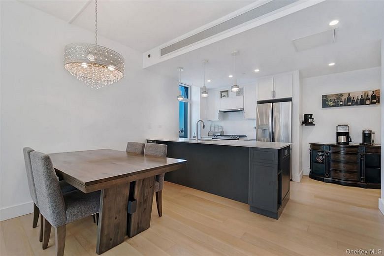 133 Beach 116th Street #4G
