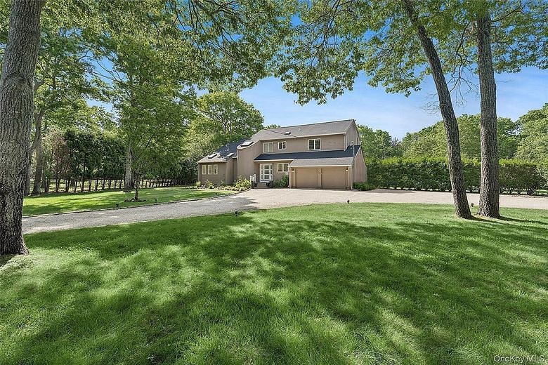 133 Old Country Road