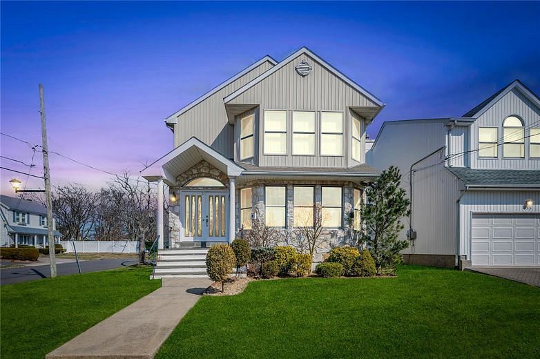 133 Wentworth Avenue