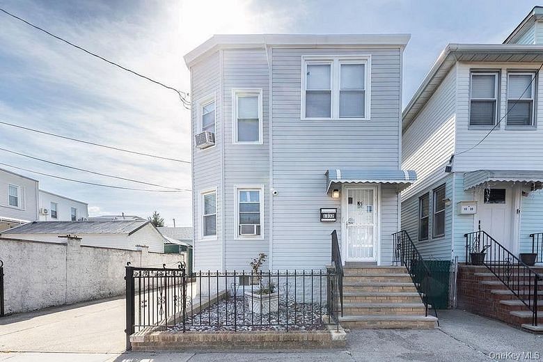 1332 129th Street