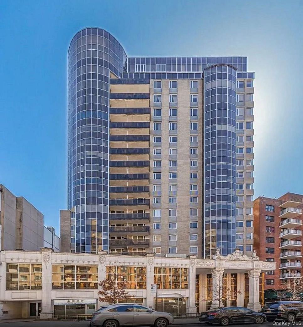 13338 Sanford Avenue #15E
