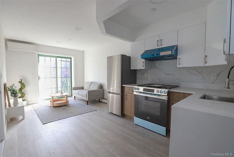 134-43 Maple Avenue #4D