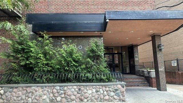 134-54 Maple Avenue #6E