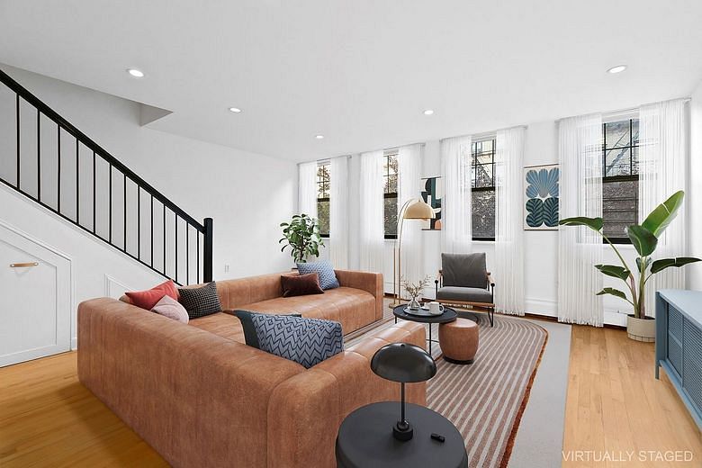 134 Suffolk Street #D