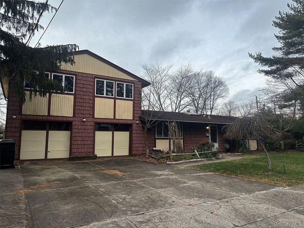 Image 1 of 1 for 1344 Boston Avenue in Long Island, Islip, NY, 11706