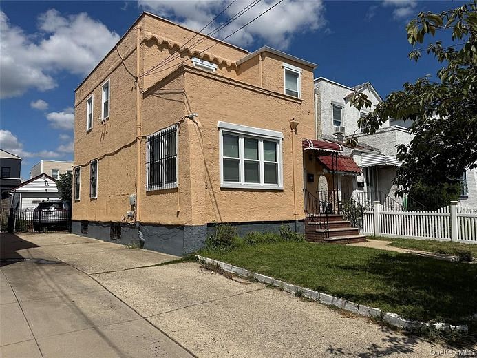 135-18 Francis Lewis Boulevard