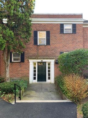 Image 1 of 11 for 135-4 S Highland Avenue #M1 in Westchester, Ossining, NY, 10562