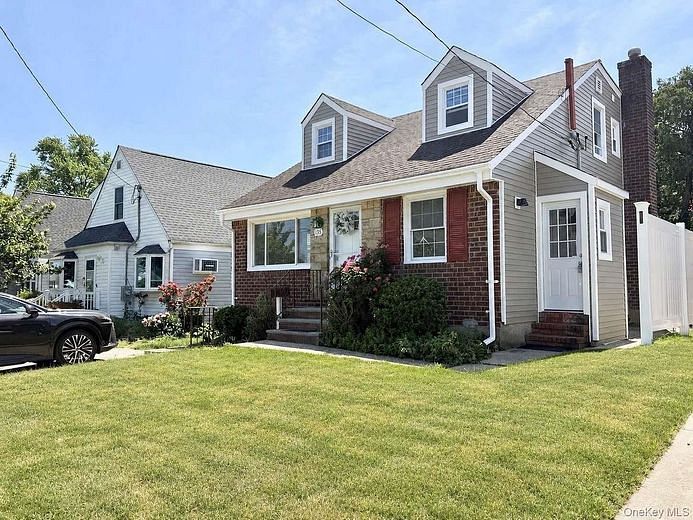 135 Barwick Boulevard