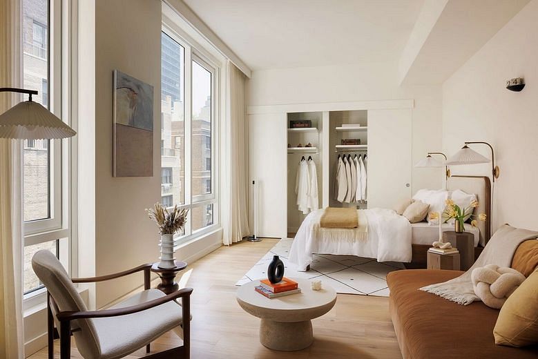 135 East 47th Street #15B