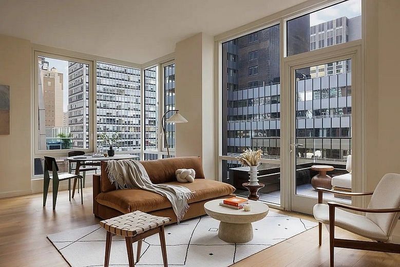 135 East 47th Street #20C