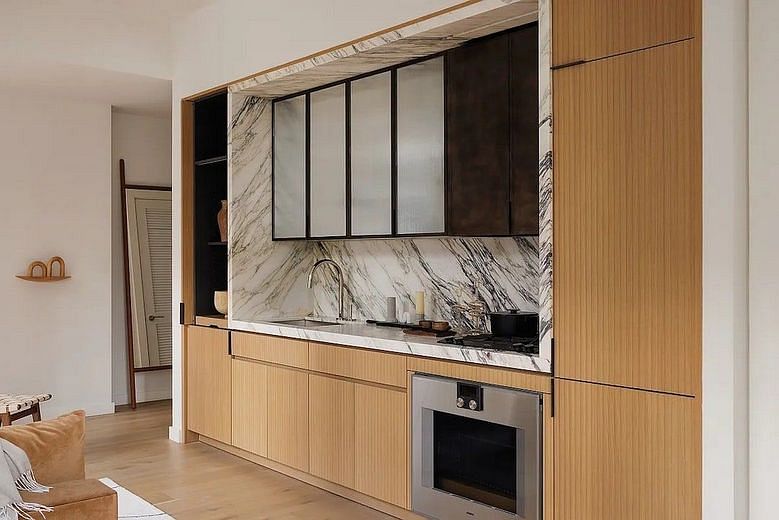 135 East 47th Street #21D