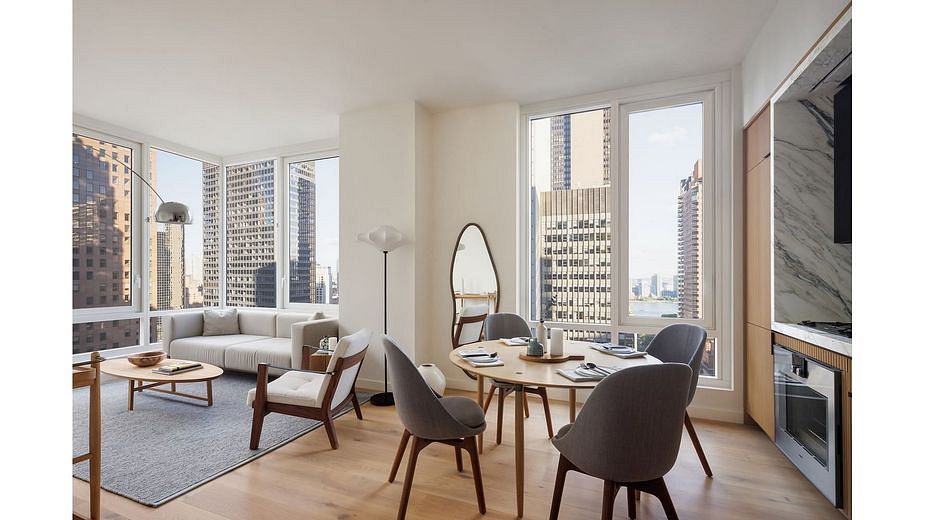 135 East 47th Street #27B