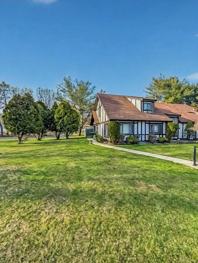 135 Fieldstone Court