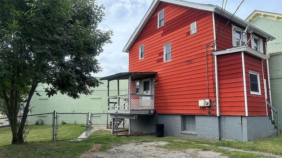 135 N Highland Avenue