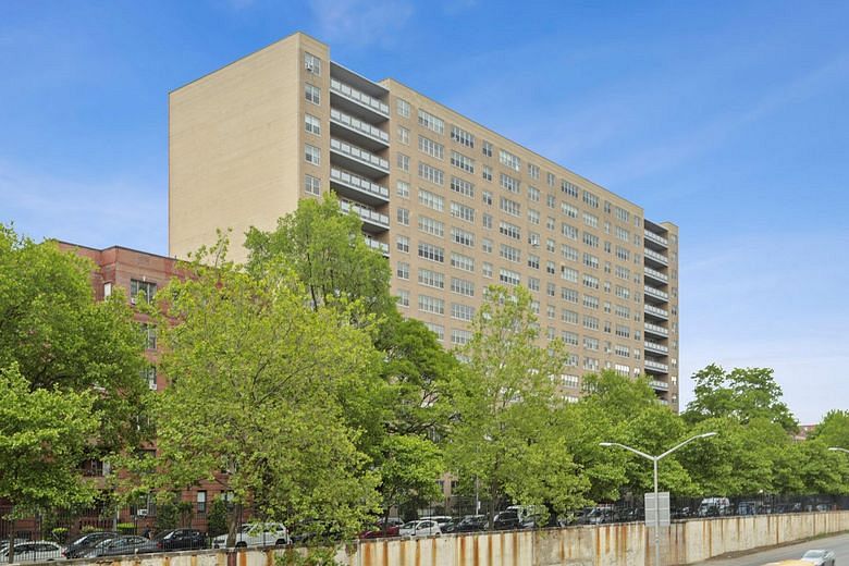 135 Ocean Parkway #17H