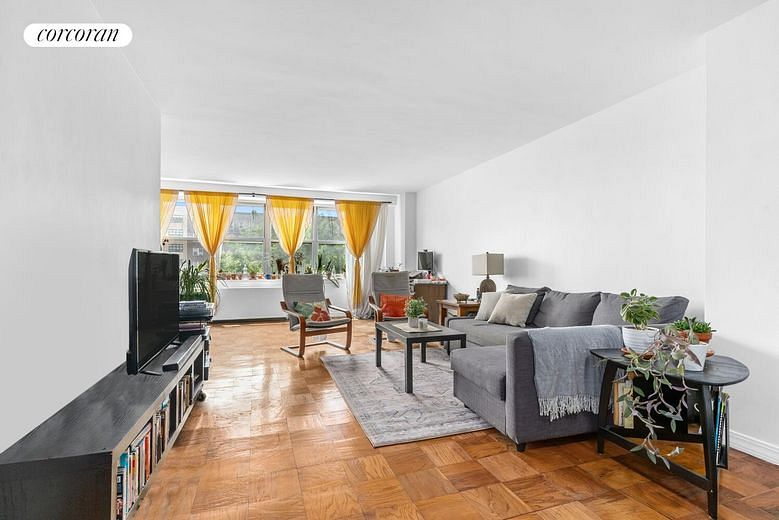 135 Ocean parkway #4L