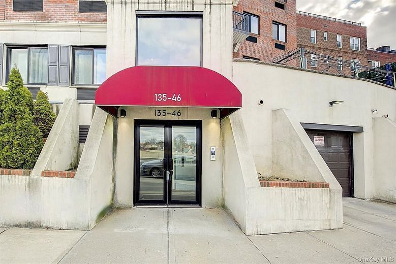 13546 Grand Central Parkway #4C