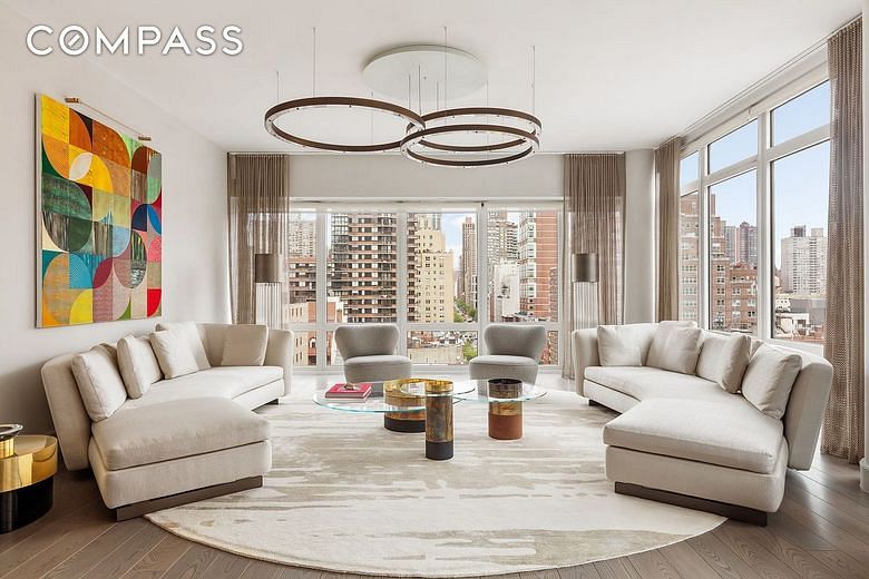 1355 First Avenue #9